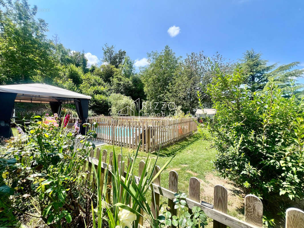 Maison de 180 m2 avec piscine - photo 22