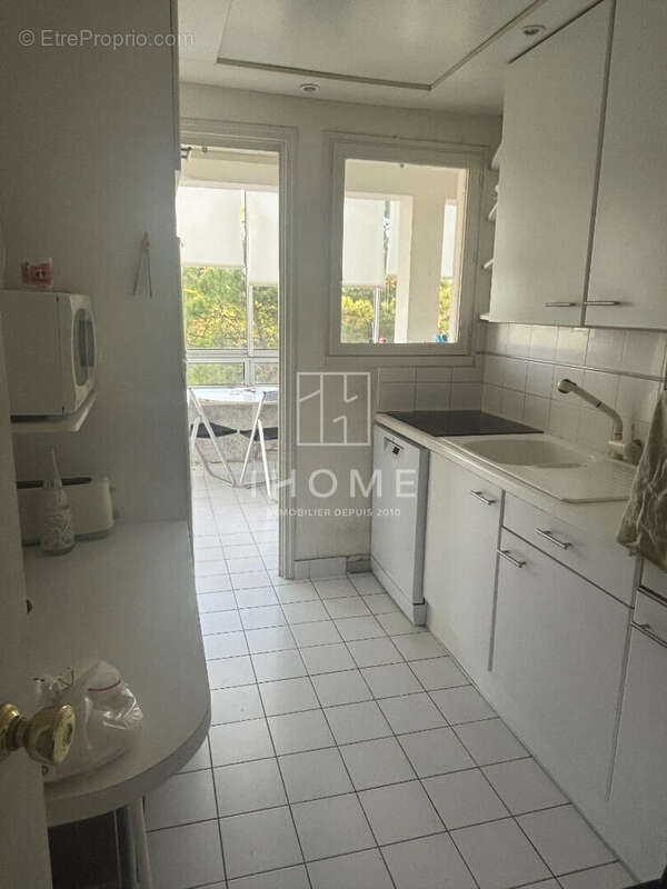 Lajarrige appartement 70 m2 - face mer - parking - cave - tout a pied - photo 4