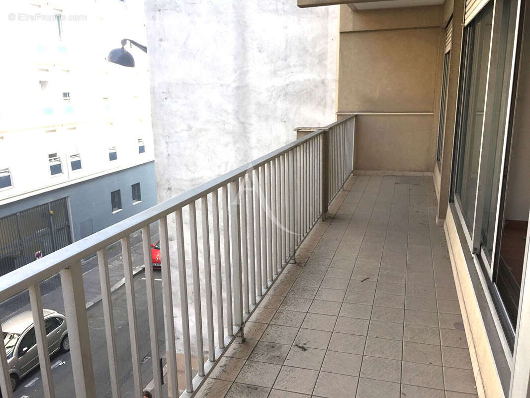 Appartement à PARIS-11E