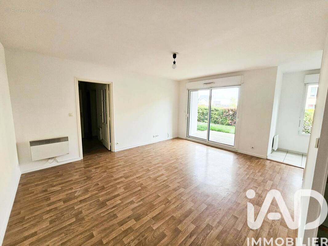 Photo 1 - Appartement à SAINT-MEEN-LE-GRAND