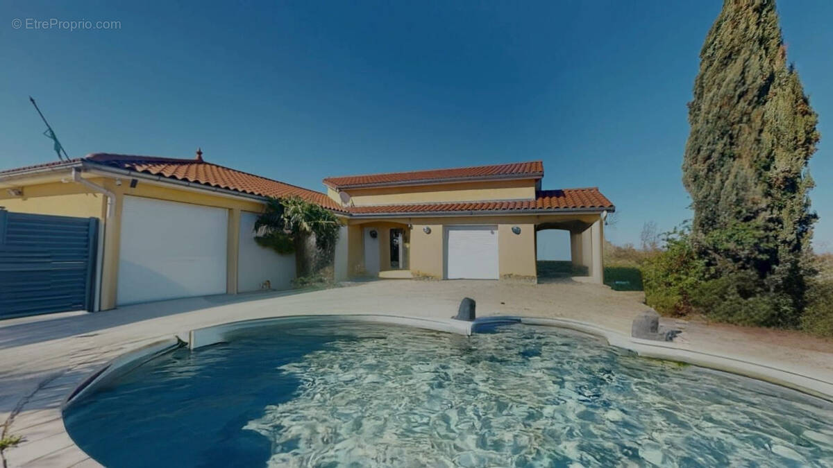 Maison à SAINT-GEORGES-HAUTE-VILLE