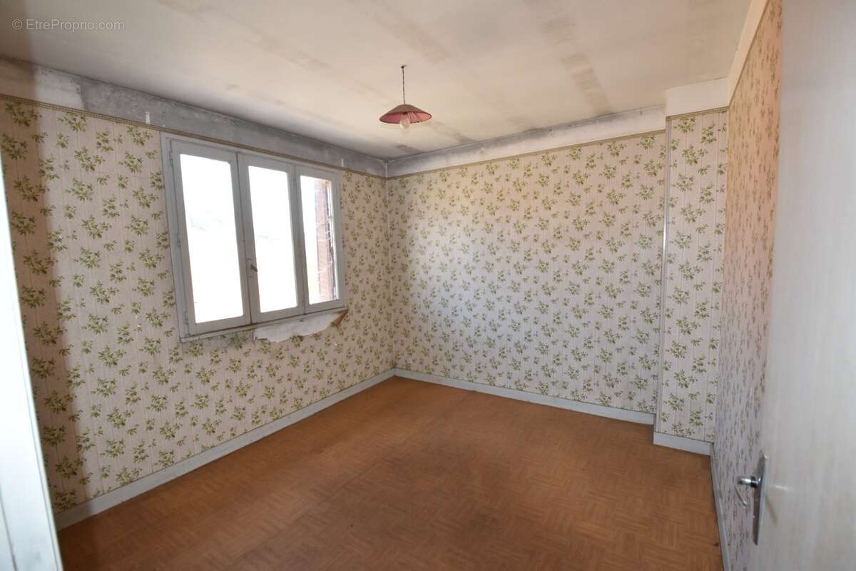 Maison à vendre 5 pièces DIGOIN (71) - photo 7
