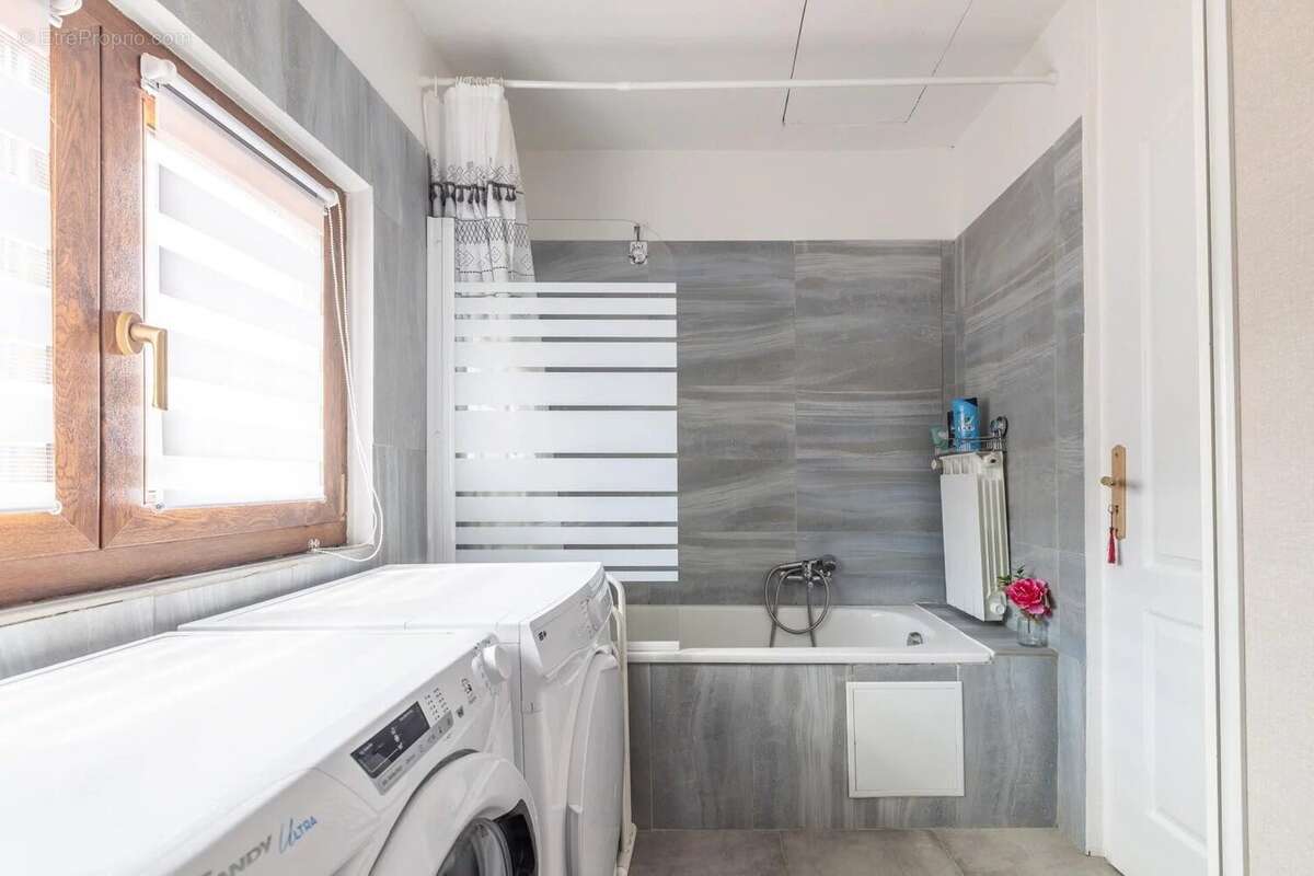 Escarene : bien rare sur le secteur ! propriété de charme avec maison individuelle 4 pièces, 3 chambres, bureau, 185m²  en total - photo 15