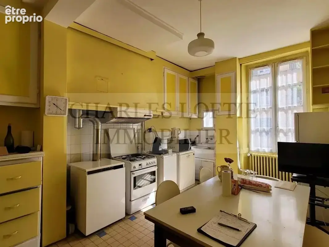 Maison de ville avec terrasse et vue sur le Lot - photo 3