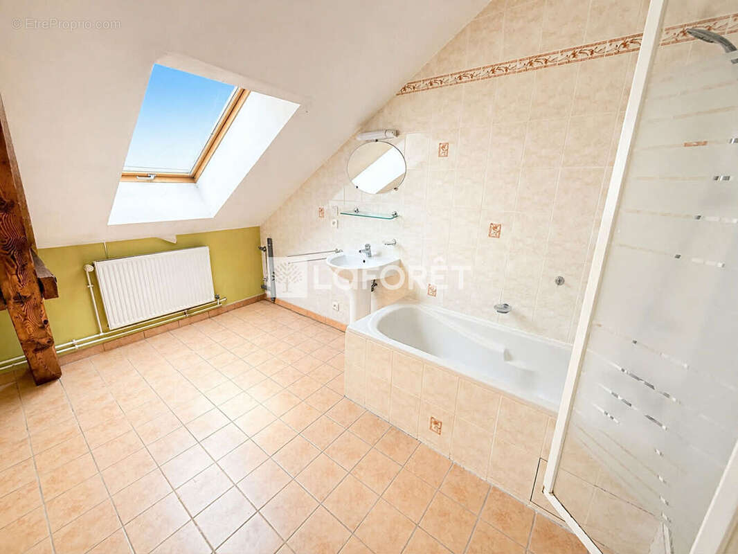 Appartement à GOLBEY