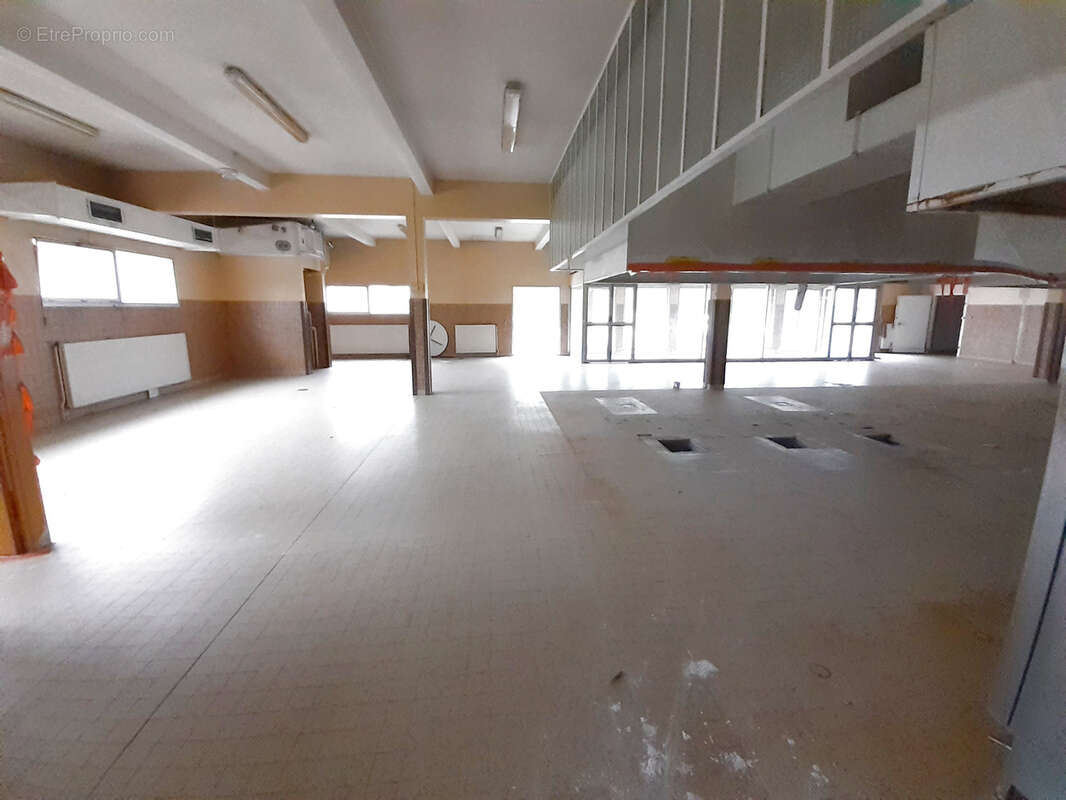 Appartement à YZEURE