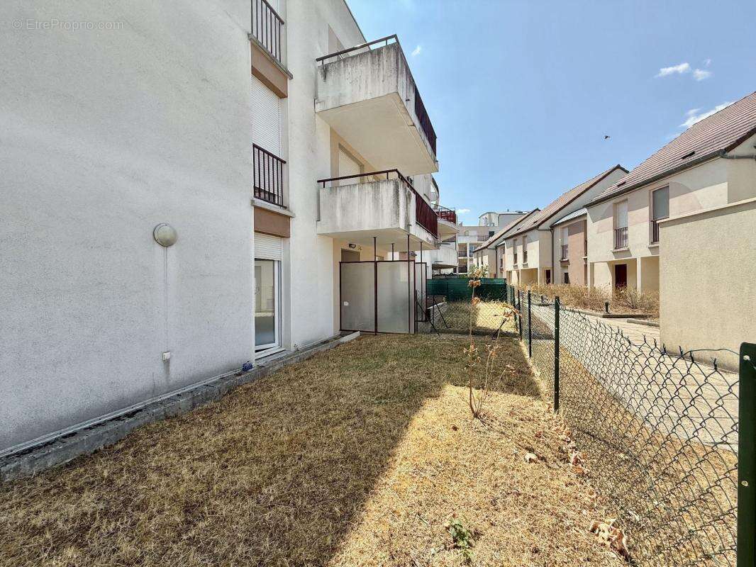 Dijon Bourroches – T4 en rez-de-jardin avec double potentiel : cabinet professionnel ou habitation - photo 20