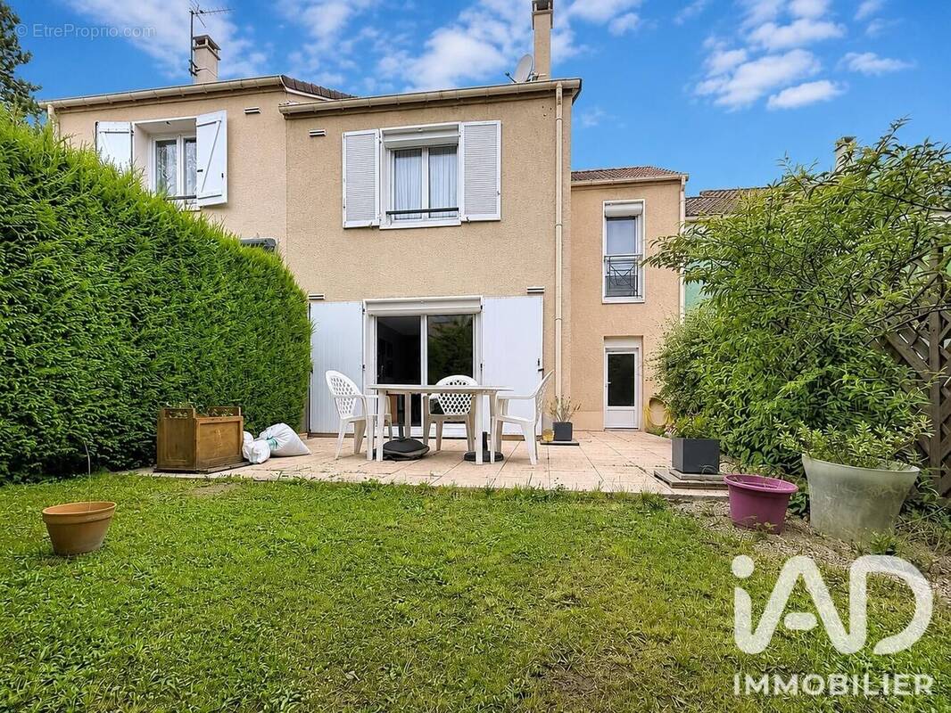 Photo 1 - Maison à VILLEBON-SUR-YVETTE
