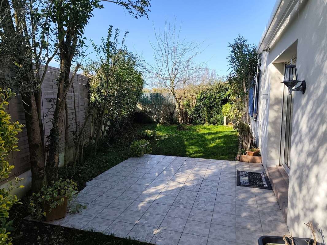 Maison à vendre 3 pièces MARENNES (17) - photo 3