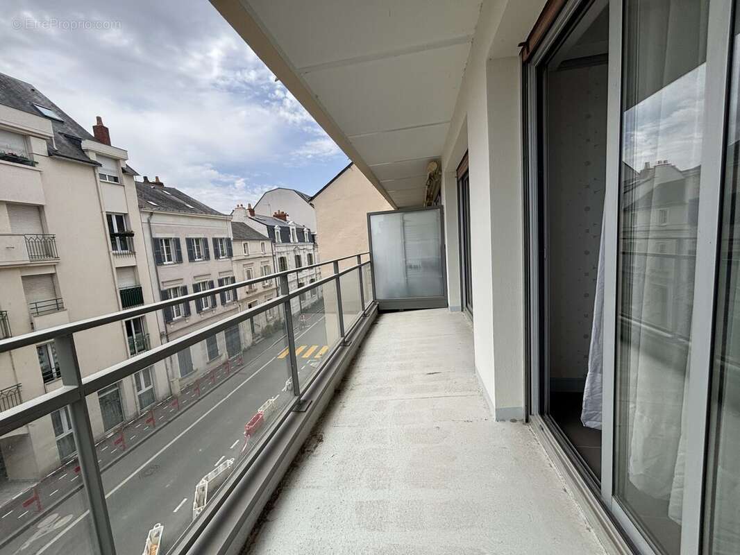 Appartement 40 m² à Angers  - photo 2