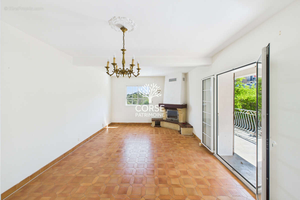 Maison à SOTTA