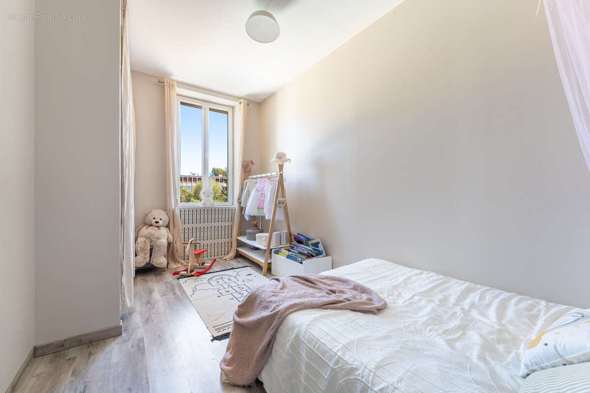 Appartement à MARSEILLE-11E