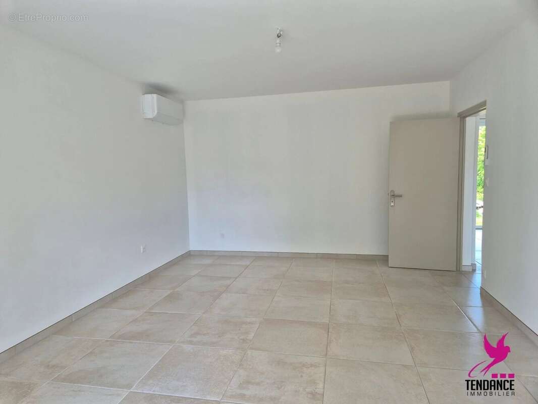 Maison à CASTELNAU-D&#039;ESTRETEFONDS