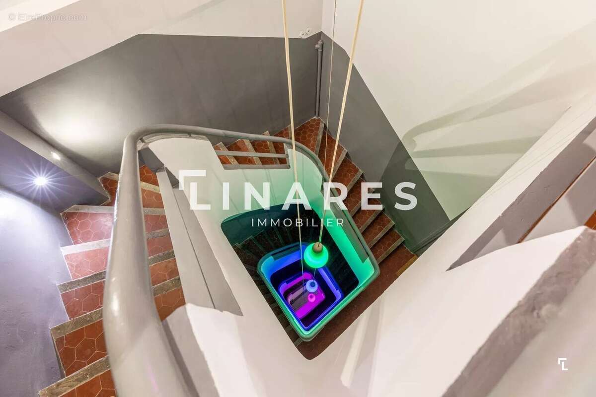 Appartement à MARSEILLE-2E