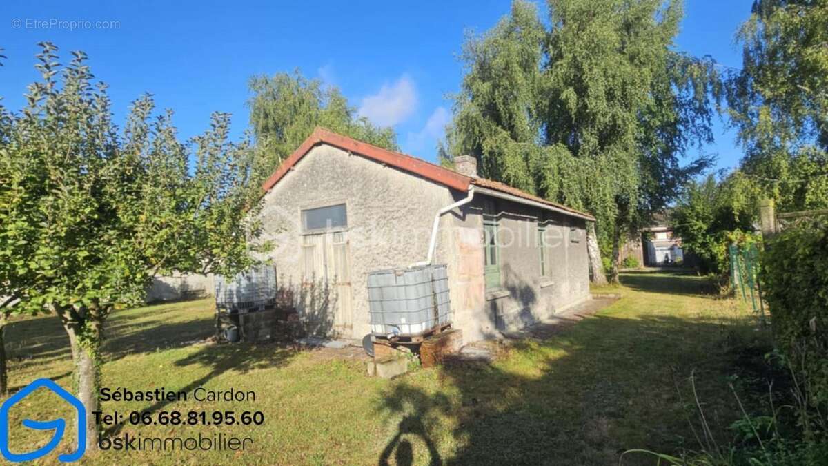 Maison à COURRIERES