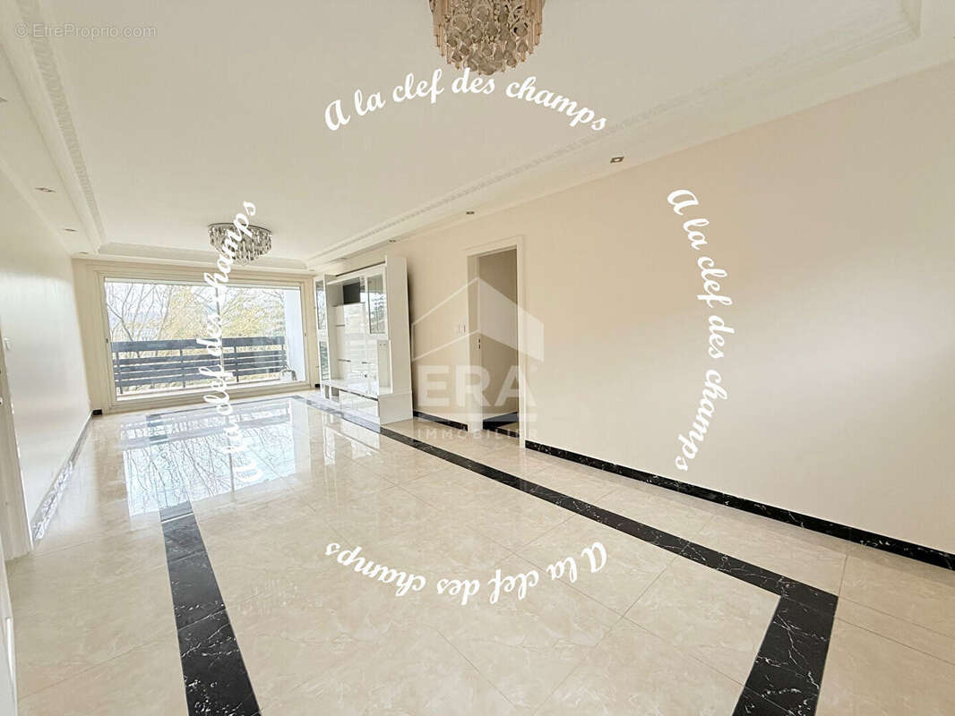 Appartement à GIF-SUR-YVETTE