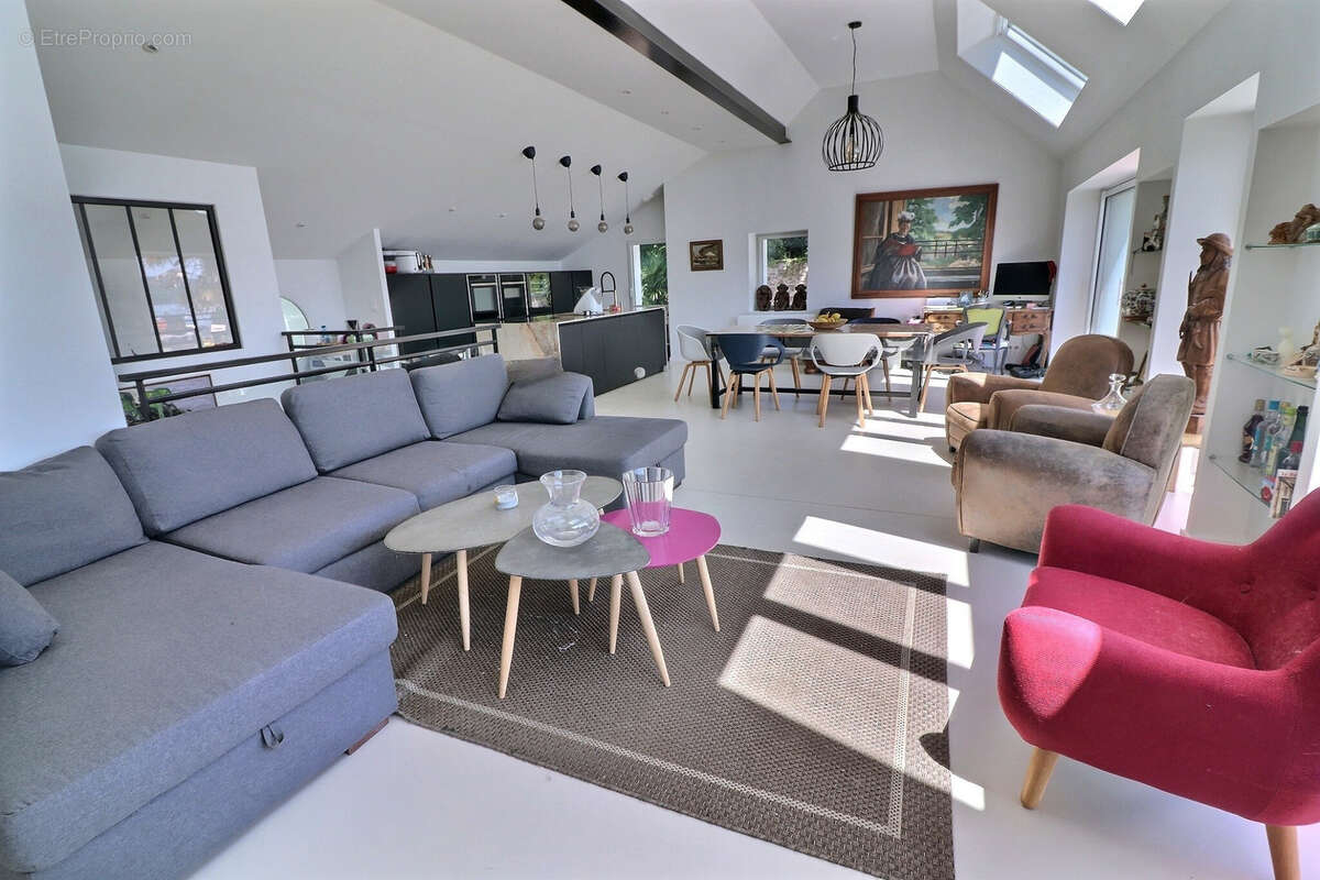 Maison à LE RELECQ-KERHUON