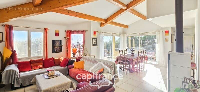 Maison à LA FARLEDE