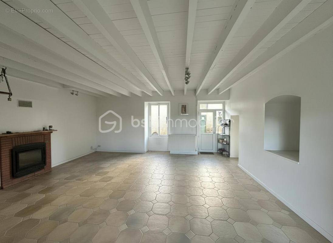 Maison à LA MEZIERE