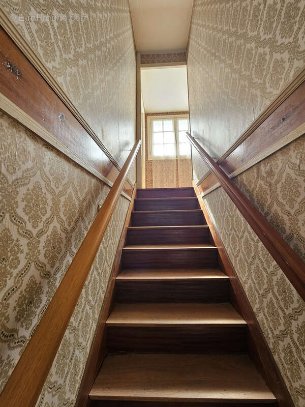 Maison de bourg proche des commerces - photo 8