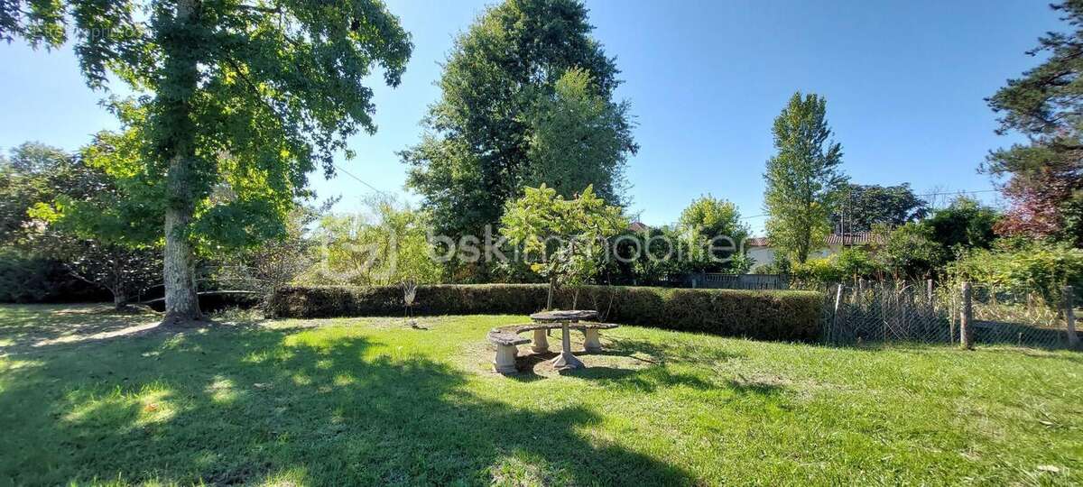 Maison à SAINT-GIRONS-D&#039;AIGUEVIVES