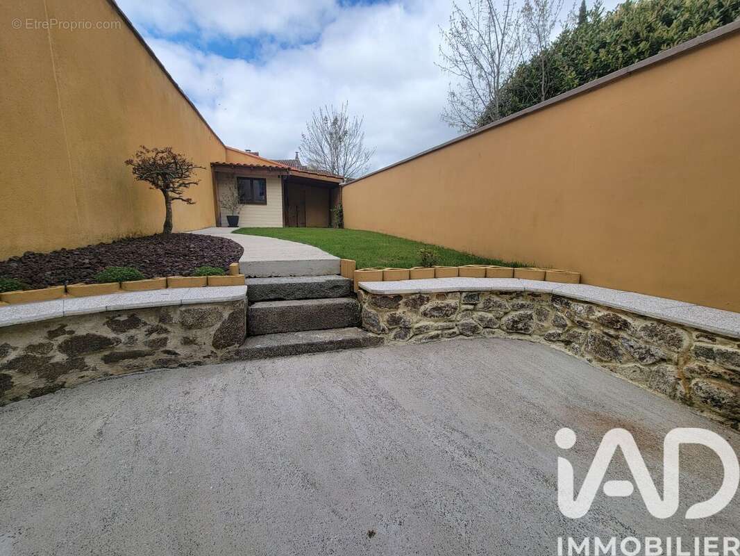 Photo 2 - Maison à POUZAUGES