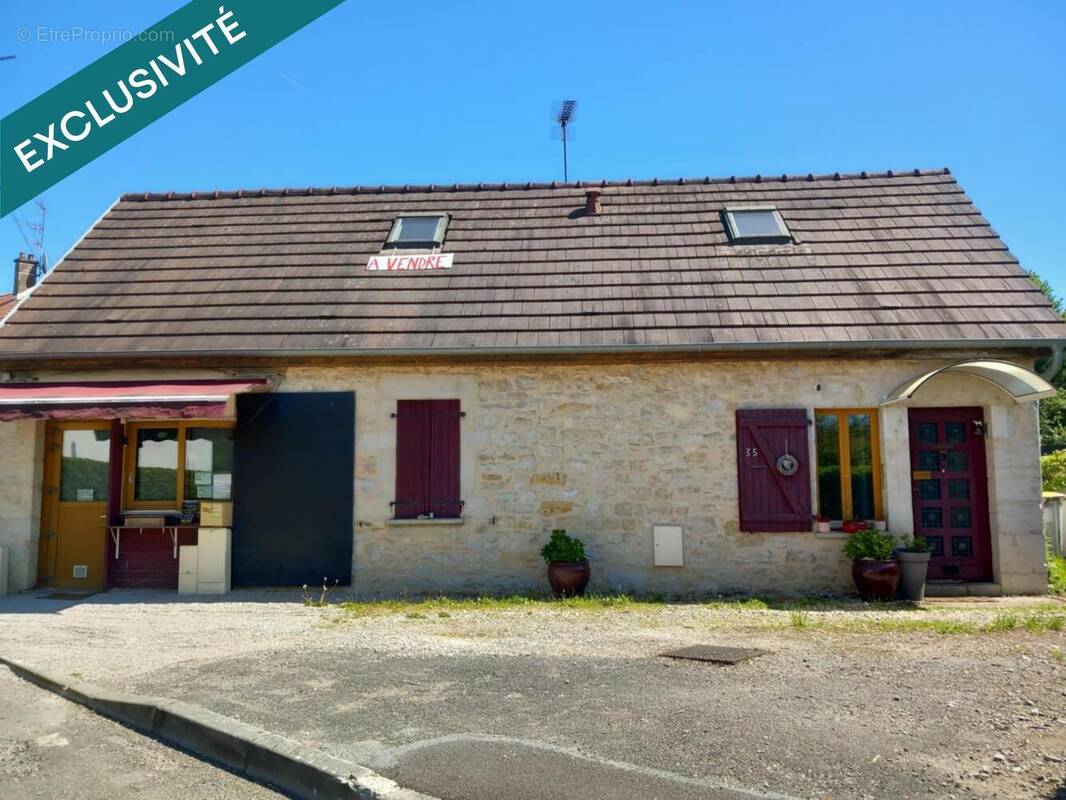 Photo 1 - Maison à DOLE