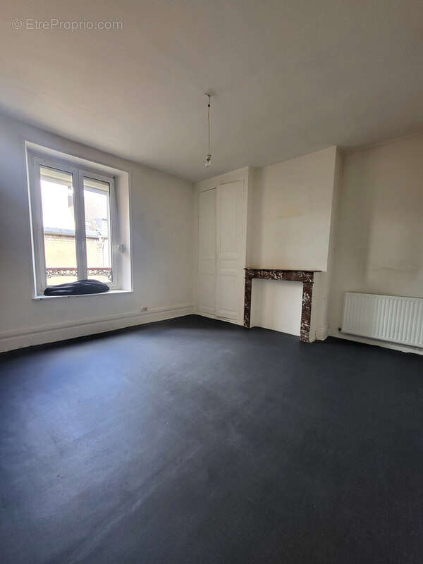 Appartement à CHARLEVILLE-MEZIERES