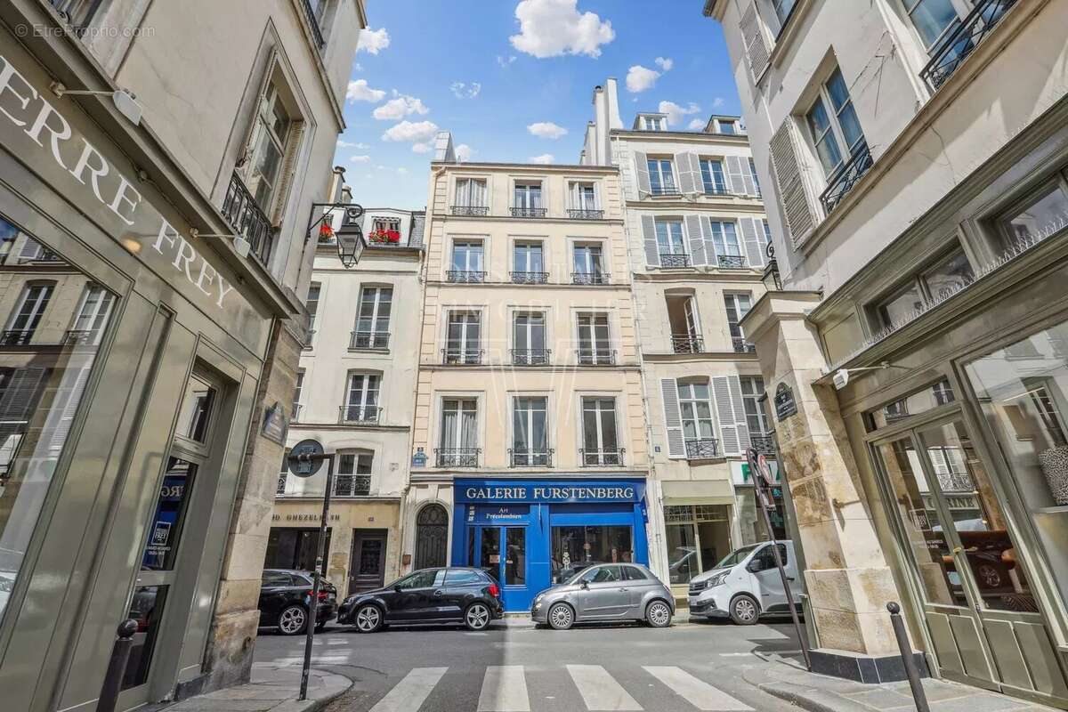 Appartement à PARIS-6E