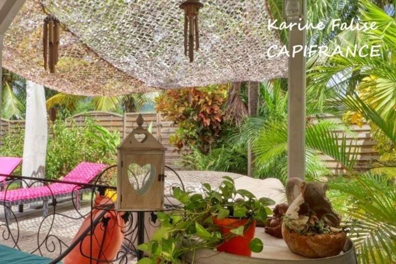 Maison à SAINTE-ANNE