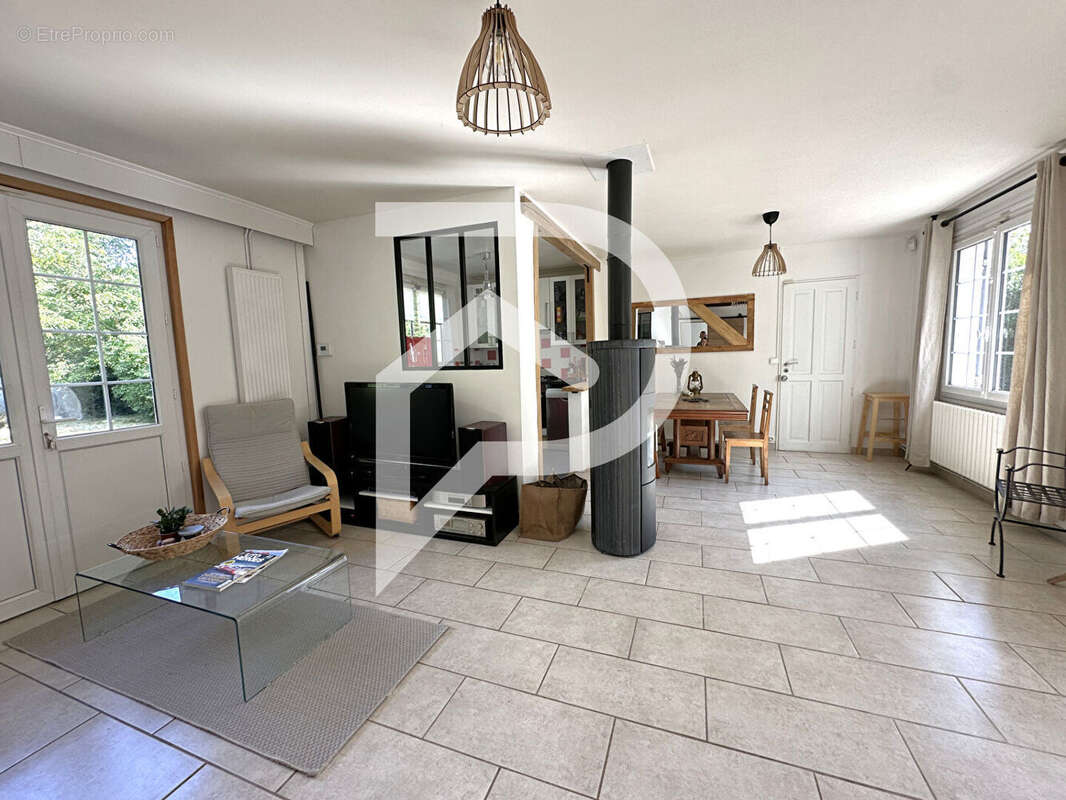 Maison à SOREL-MOUSSEL