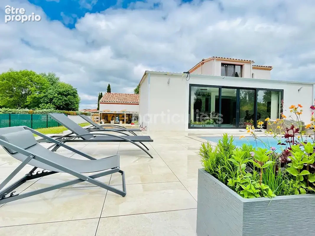 Villa de standing, 7 pièces - photo 2