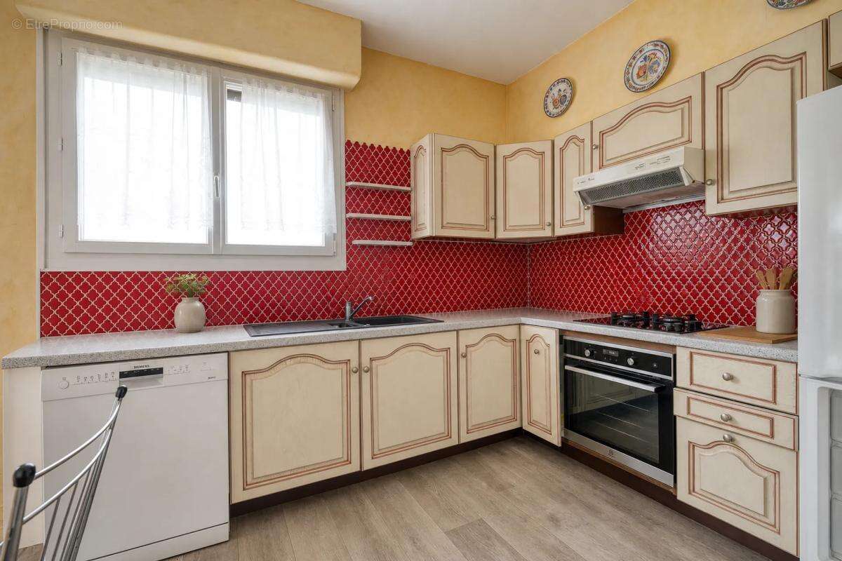 Maison de 6 pièces de 144 m² située à Tournefeuille - photo 6