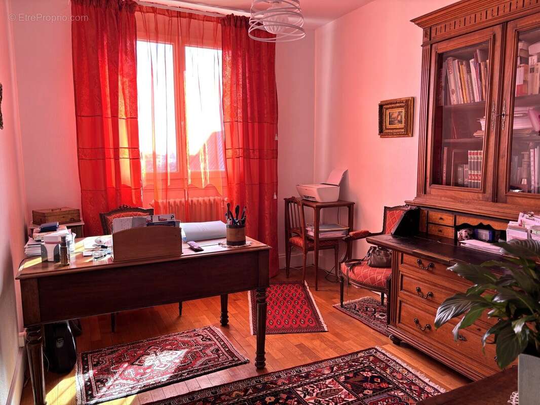 Appartement 130 m² à Dijon  - photo 9