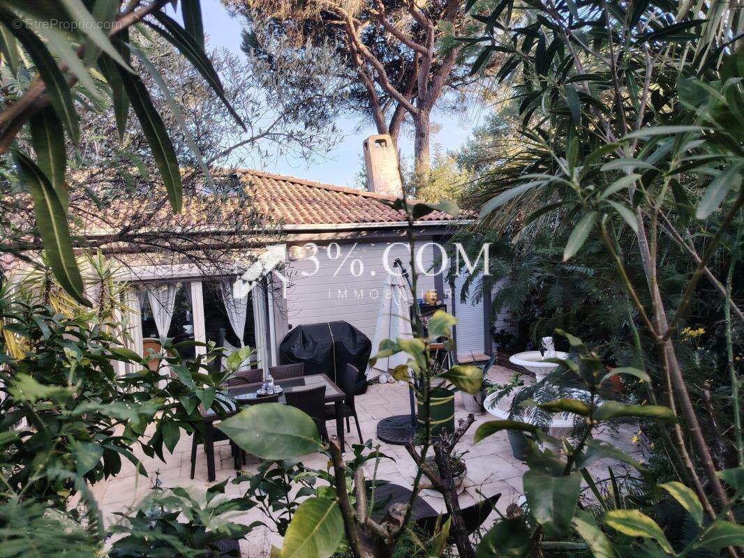 Maison à GASSIN