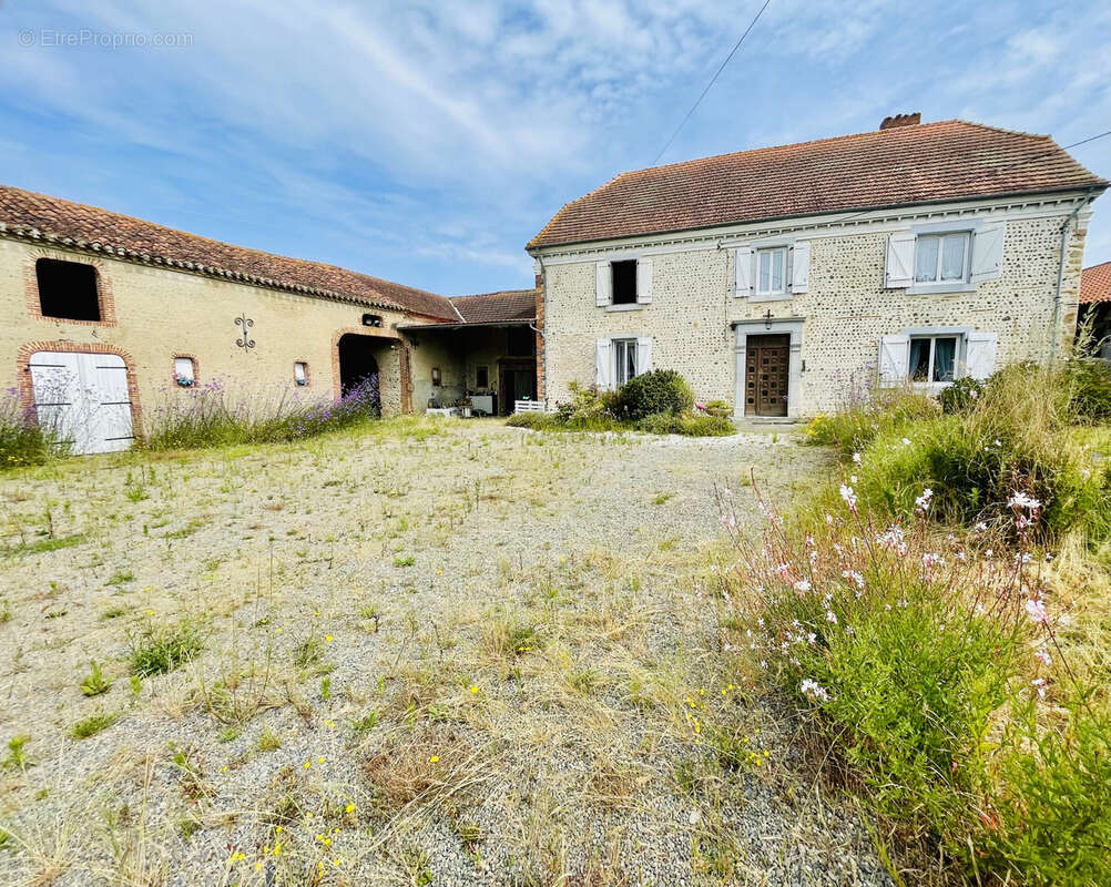 Maison à MAUBOURGUET