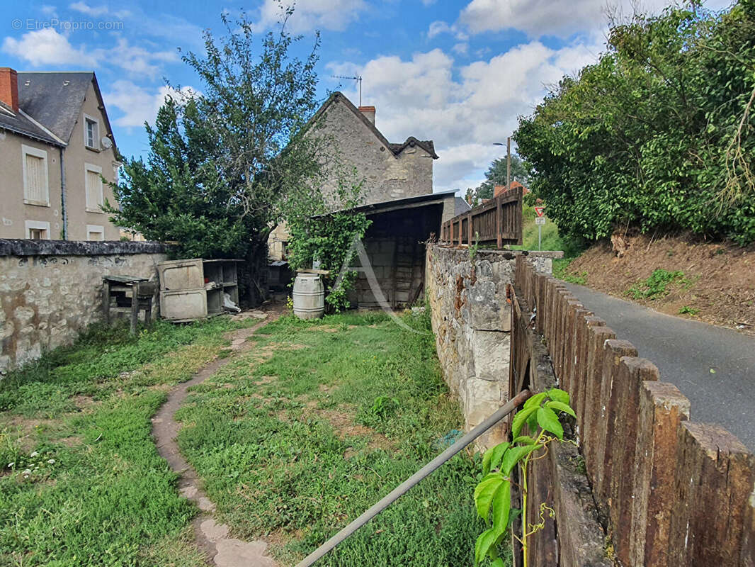 Maison à VILLENTROIS