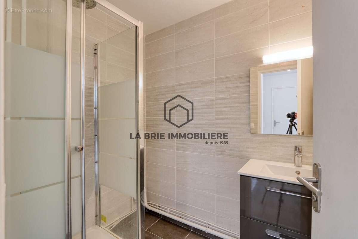 Appartement 68 m² à Marolles-En-Brie  - photo 7