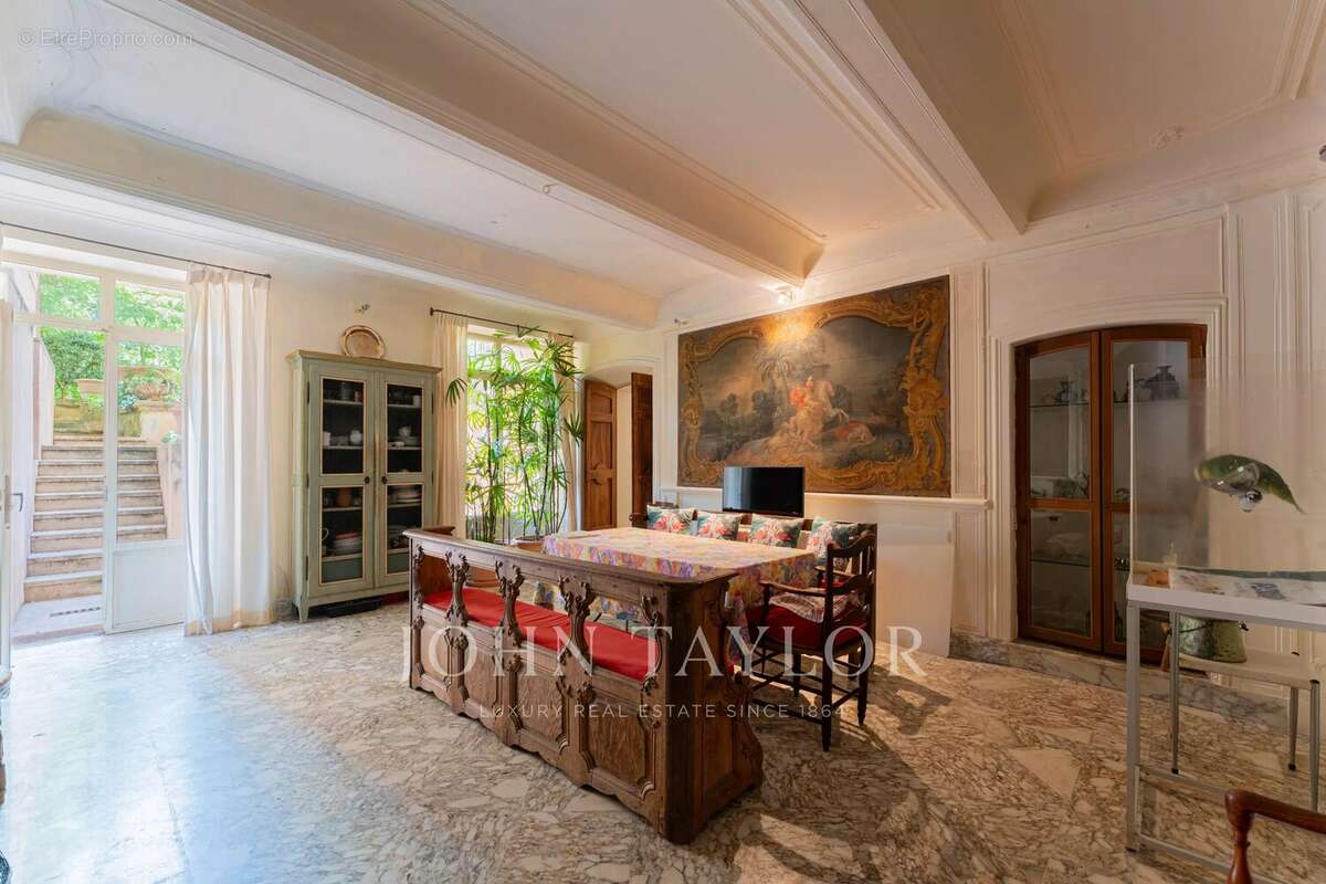 Appartement d'exception avec jardin et piscine au cœur du quartier Mazarin - photo 36