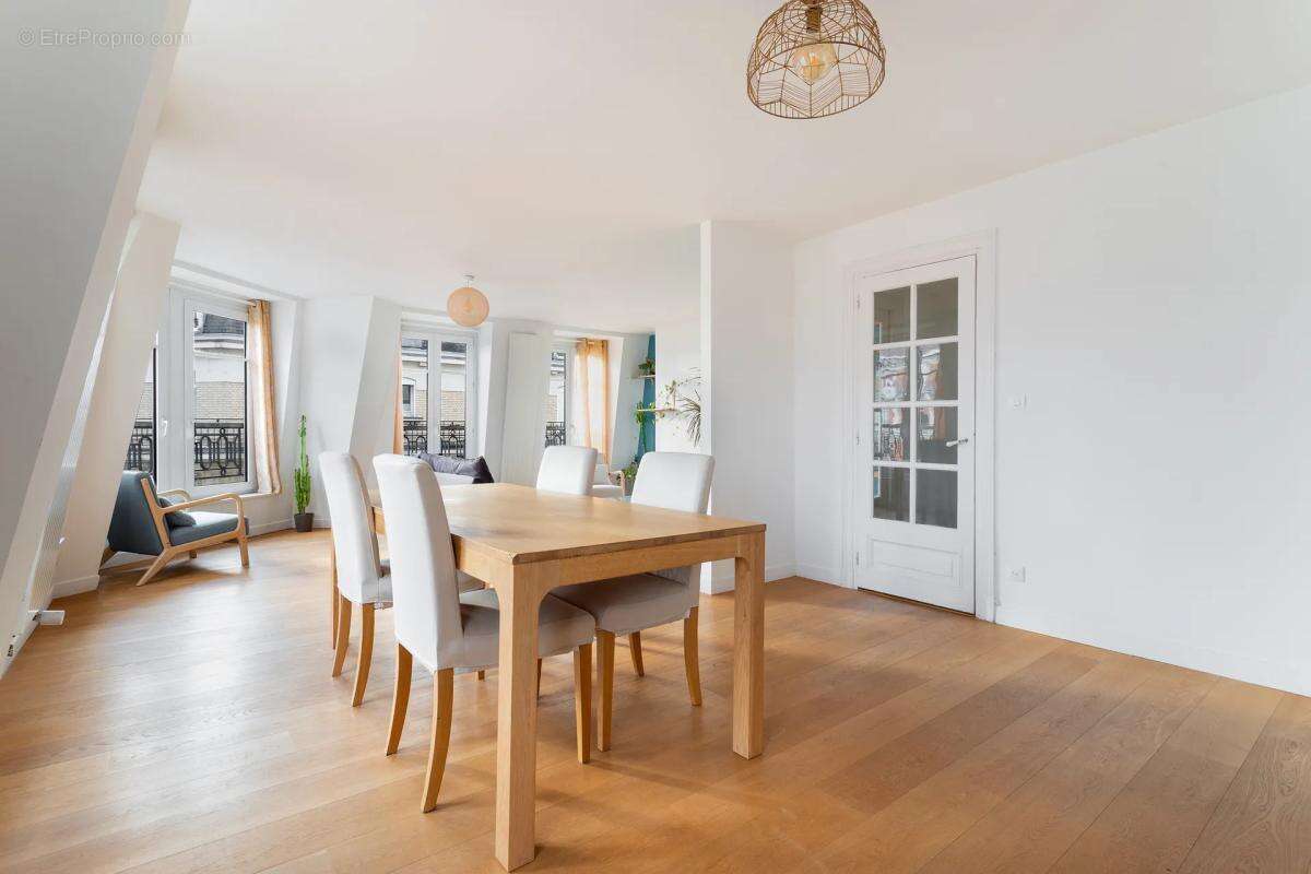 Appartement à LA MADELEINE