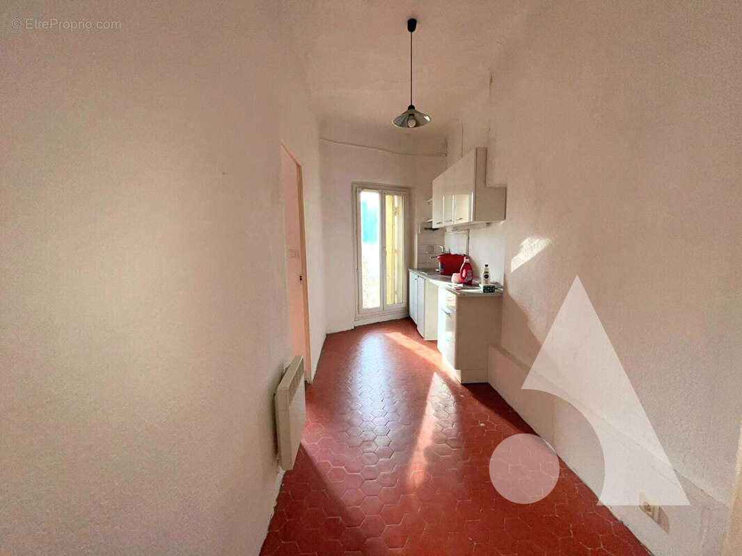 Appartement à SALERNES