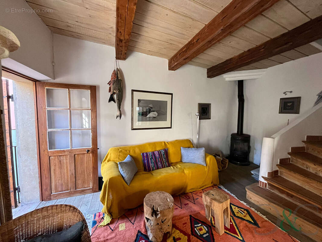 Maison à BORMES-LES-MIMOSAS