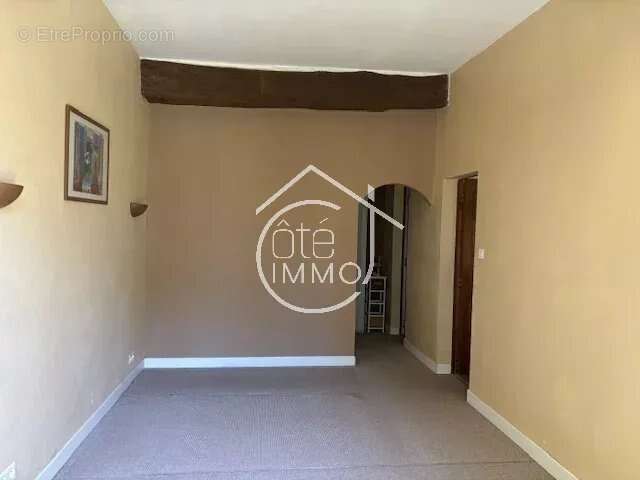 Maison à SAINT-PIERRE-D'EYRAUD