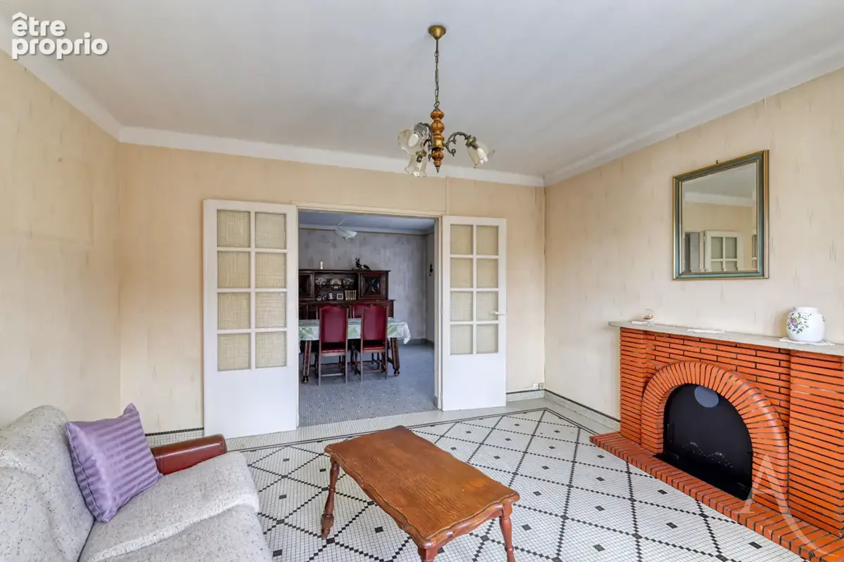 Maison à MONTAIGU