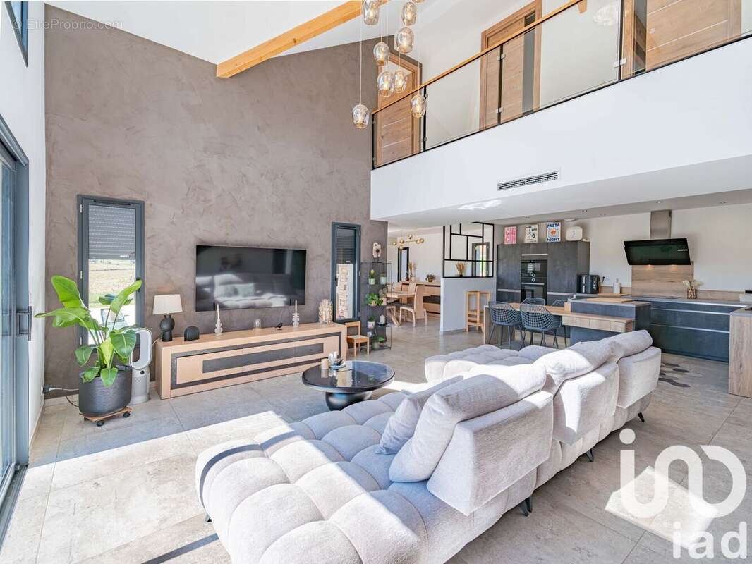 Photo 8 - Maison à LAHOURCADE