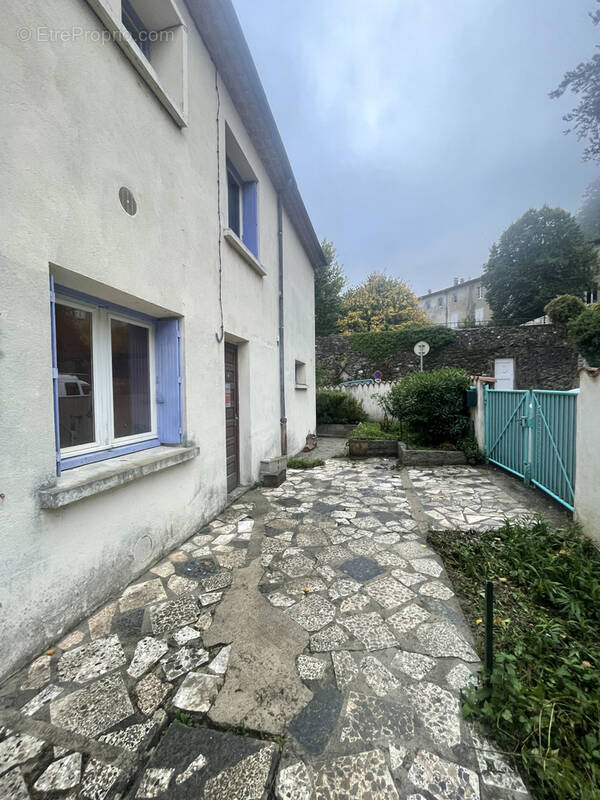 Maison à SUMENE