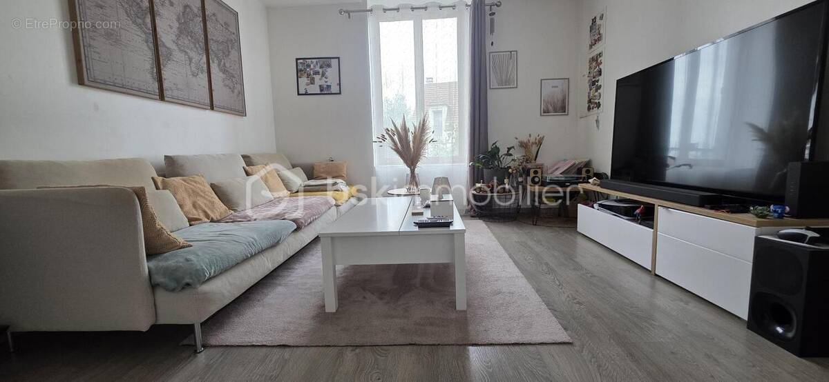 Appartement à SAINT-GERMAIN-LES-CORBEIL