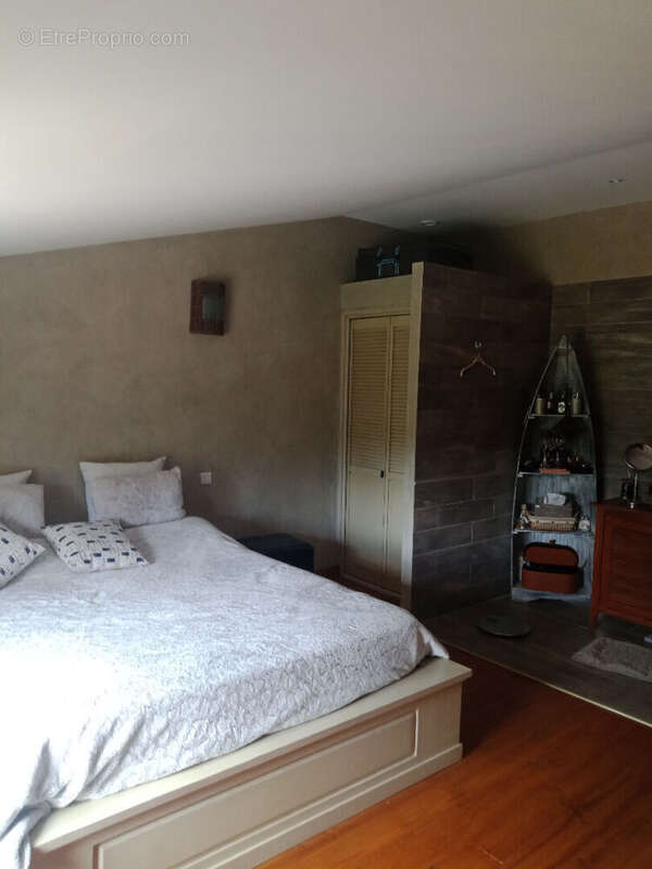 Maison à L'ISLE-SUR-LA-SORGUE