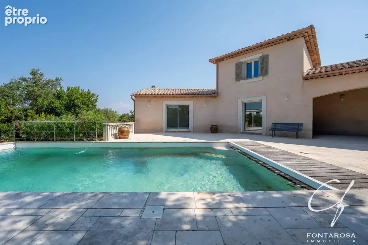 Villa 5 pièces Saint-Aygulf Piscine et Garage - photo 3