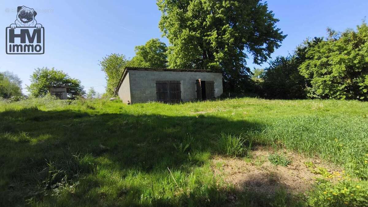 n°7 - Maison à CHATEAU-CHERVIX